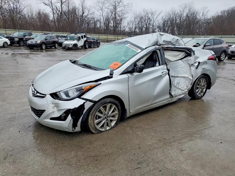 2016 HYUNDAI Elantra