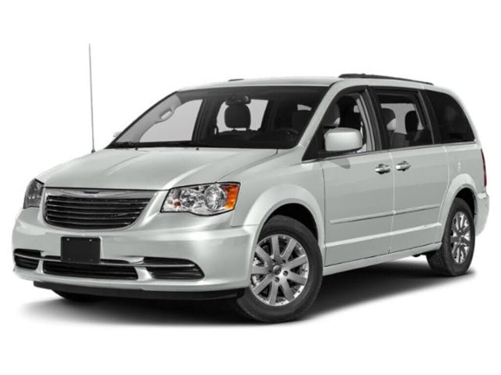 2015 CHRYSLER Town and Country