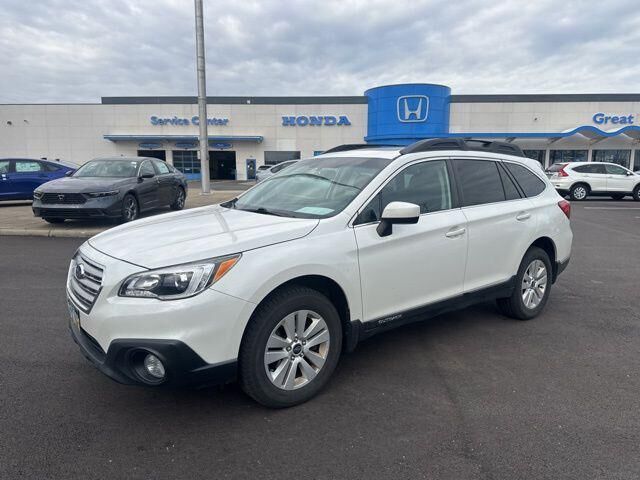 2017 SUBARU Outback