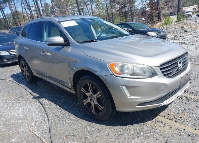 2015 VOLVO XC60