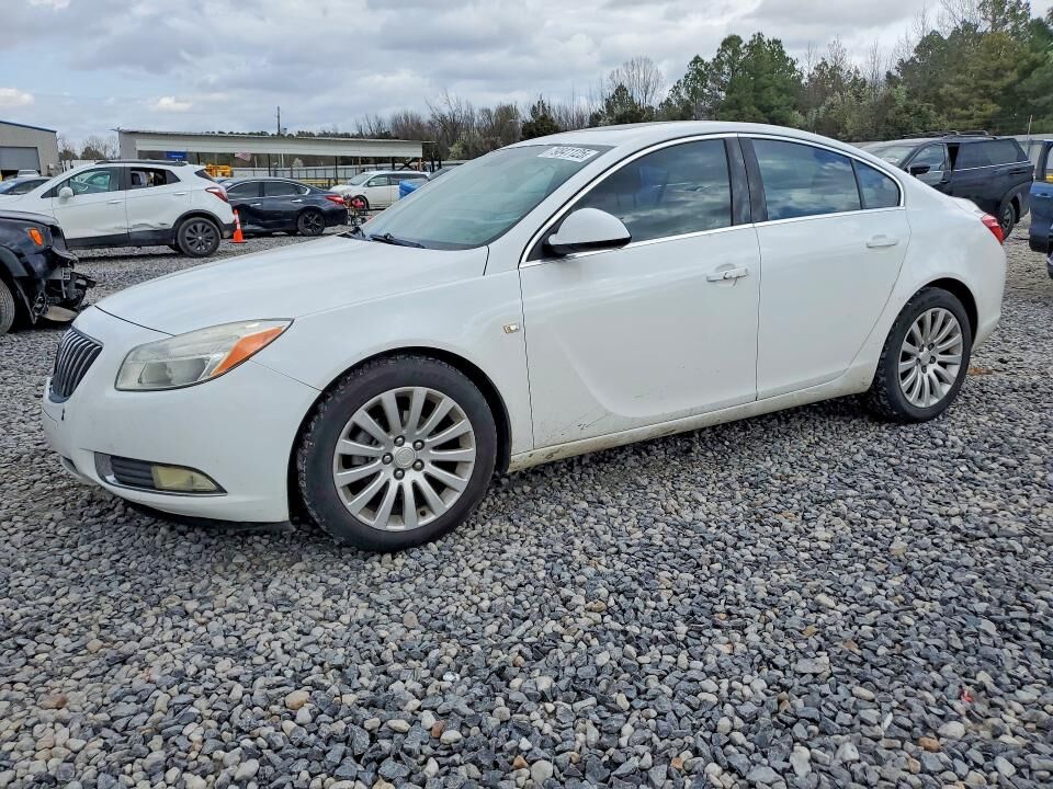 2011 BUICK Regal