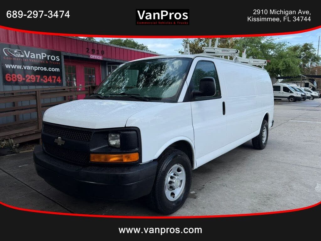 2013 CHEVROLET Express