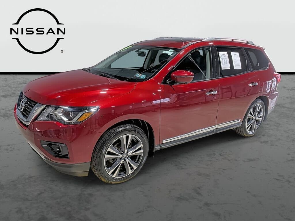 2020 NISSAN Pathfinder