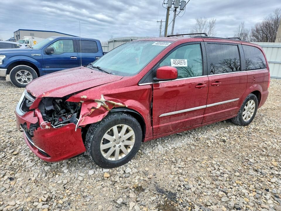 2016 CHRYSLER Town and Country