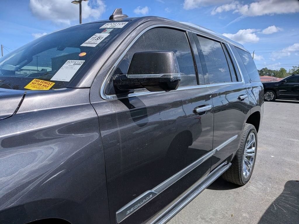 2018 CADILLAC Escalade