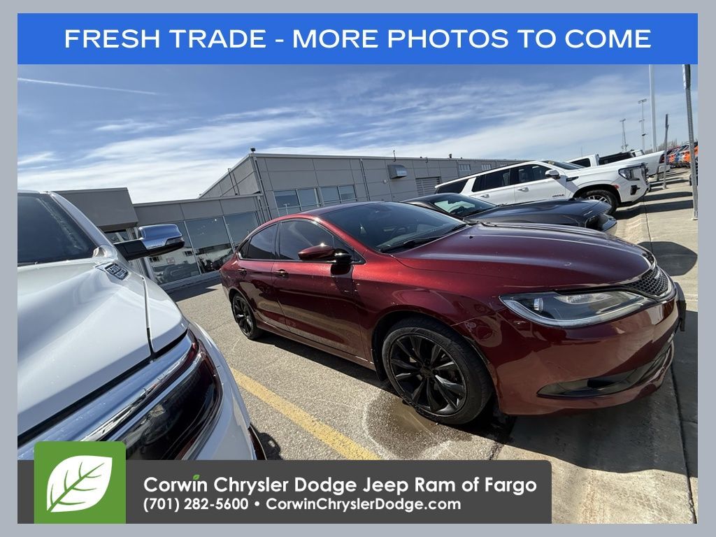 2016 CHRYSLER 200