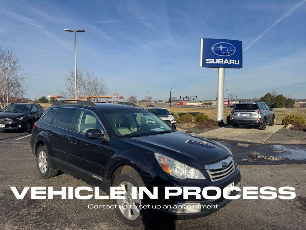 2012 SUBARU Outback