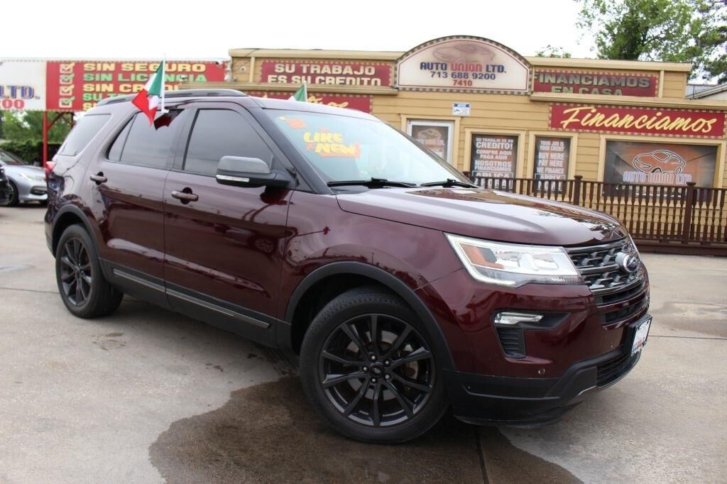 2018 FORD Explorer