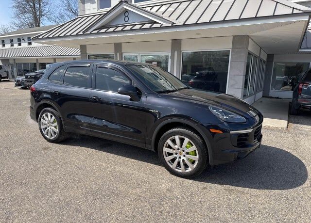 2016 PORSCHE Cayenne