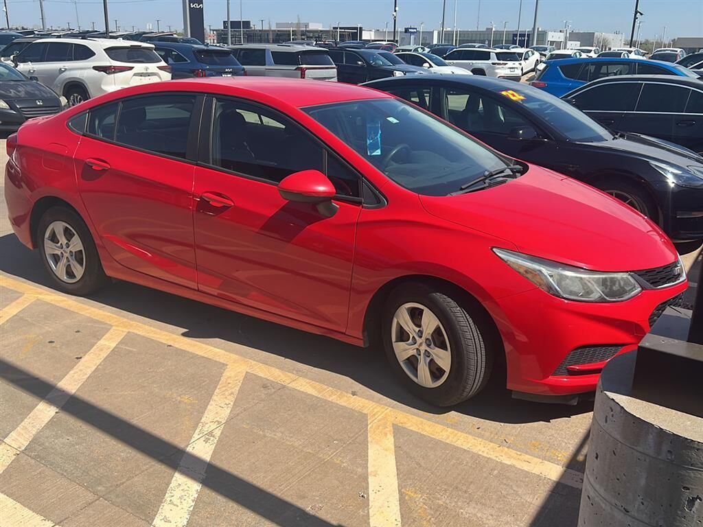 2017 CHEVROLET Cruze