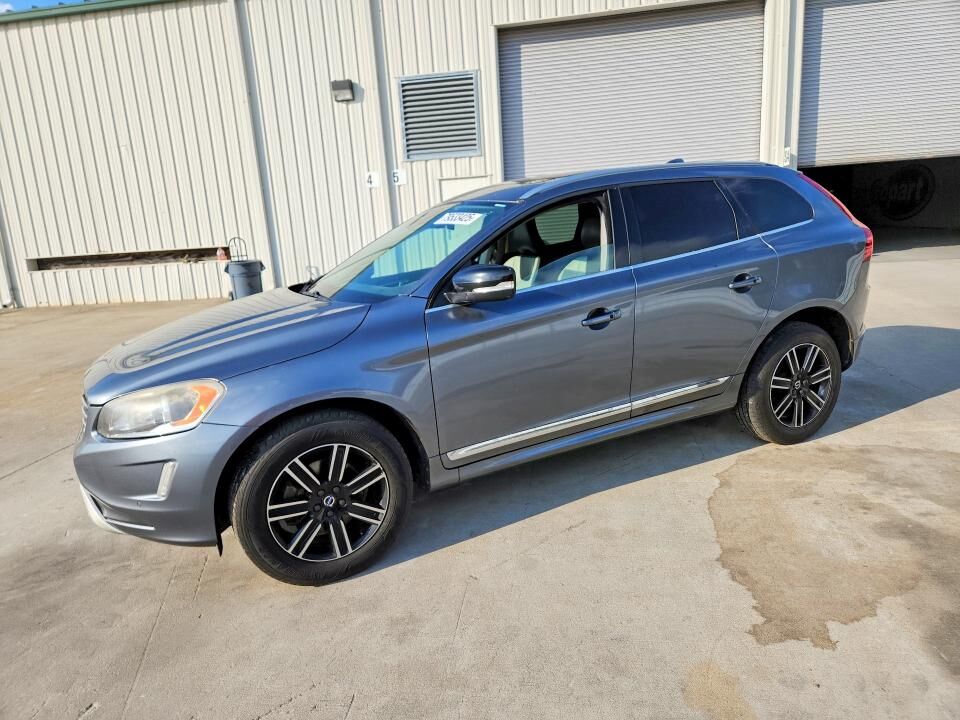 2017 VOLVO XC60