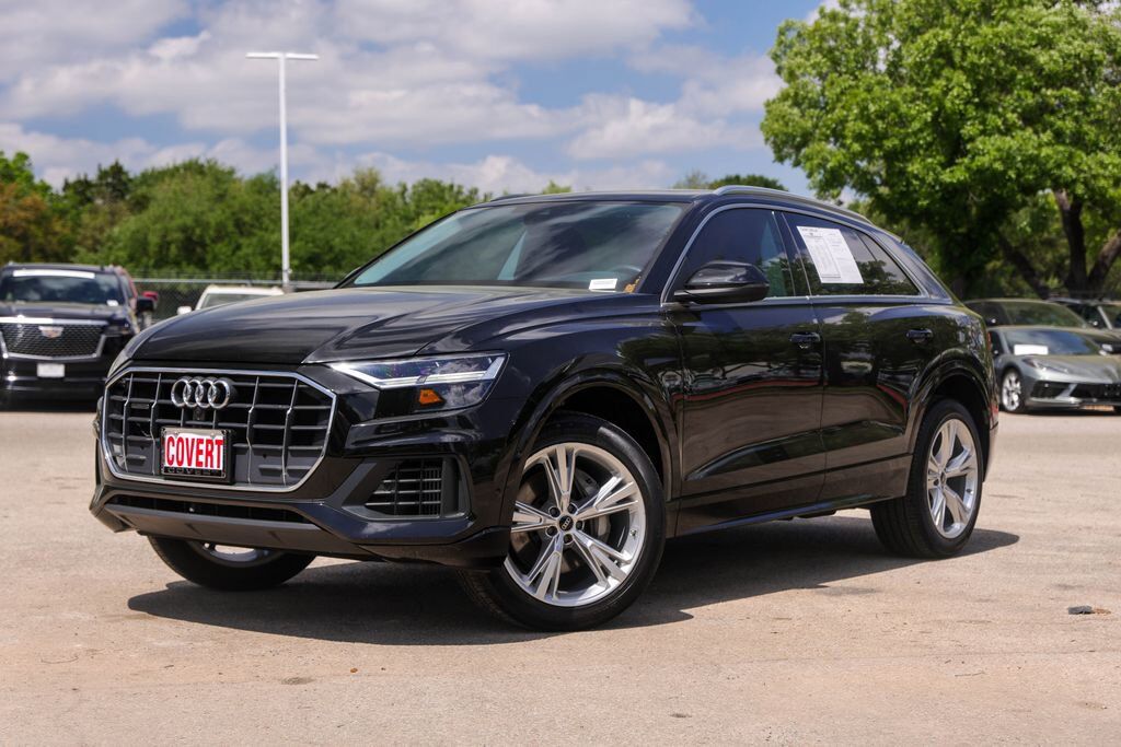 2022 AUDI Q8