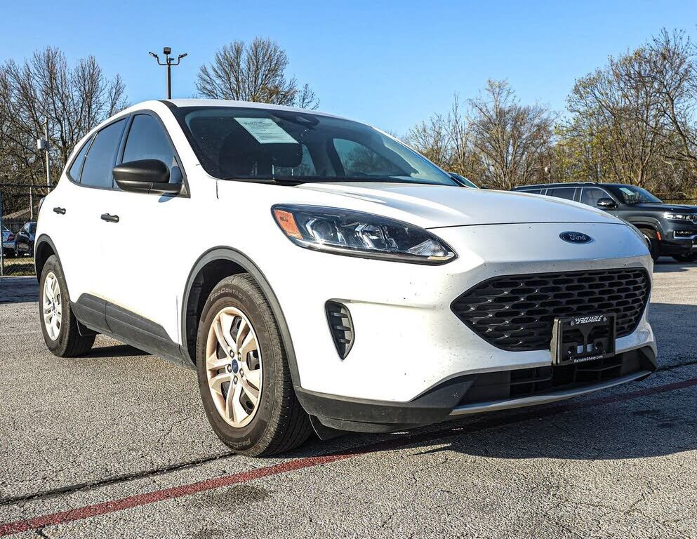 2021 FORD Escape