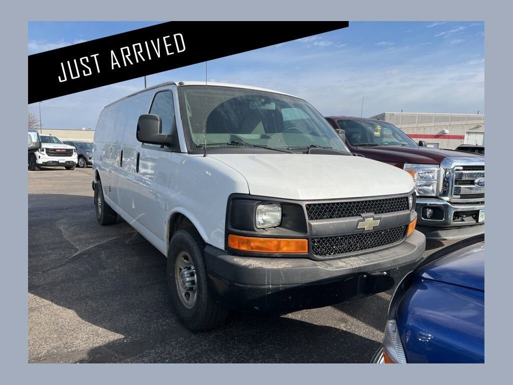 2013 CHEVROLET Express