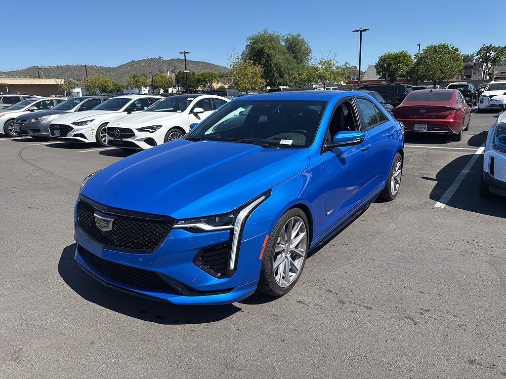 2025 CADILLAC CT4