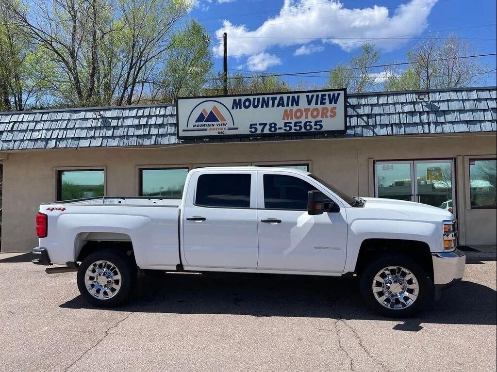 2018 CHEVROLET Silverado