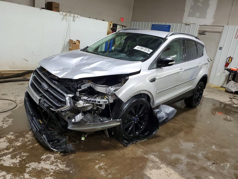 2017 FORD Escape