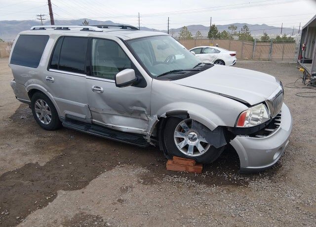 2004 LINCOLN Navigator