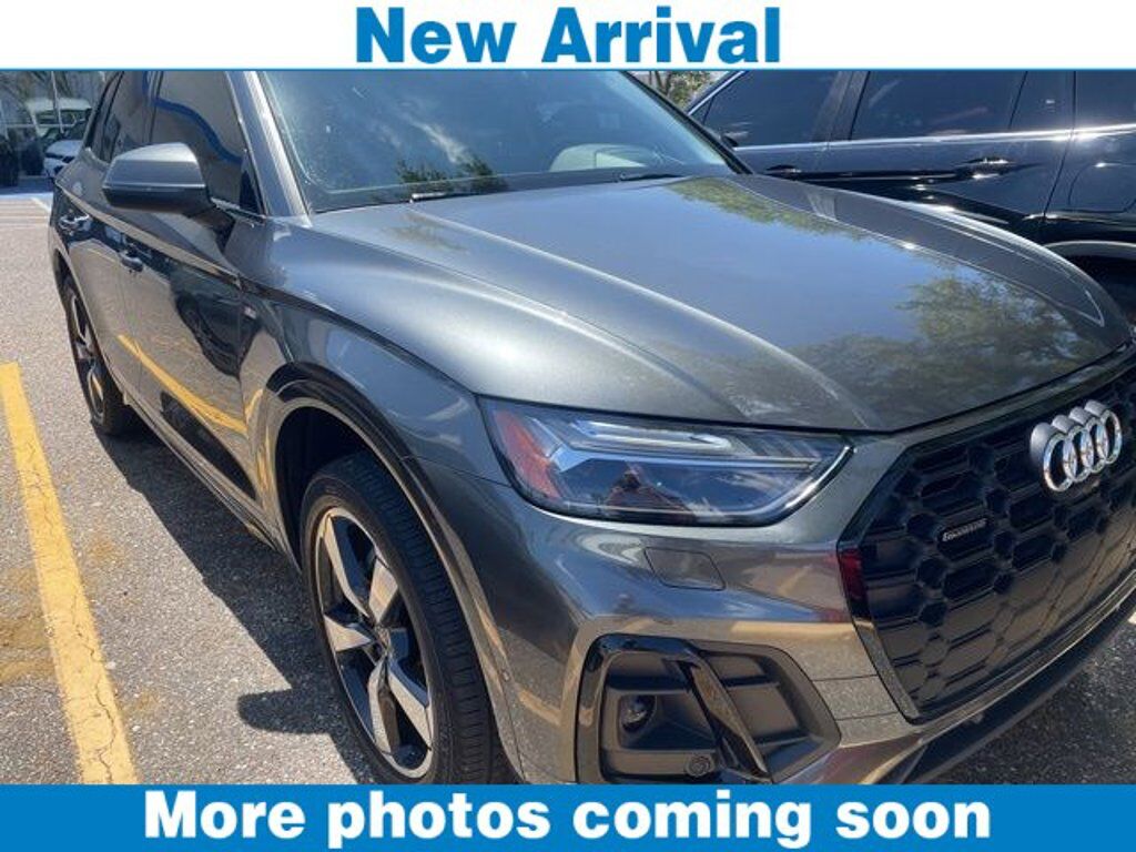 2022 AUDI Q5
