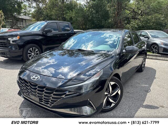 2021 HYUNDAI Elantra