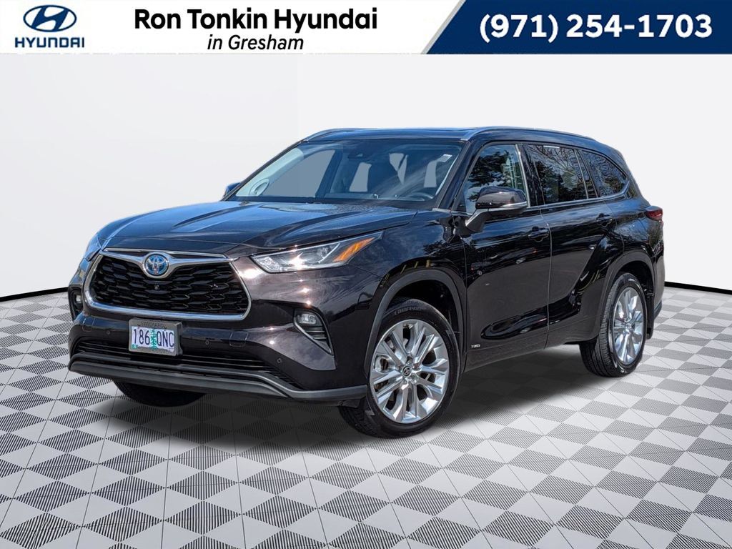 2022 TOYOTA Highlander