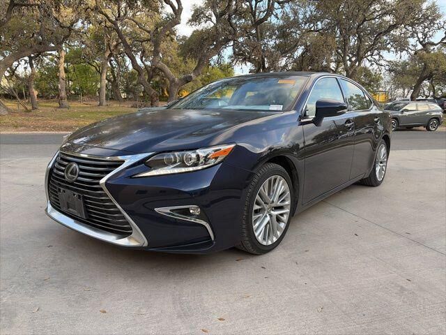 2016 LEXUS ES