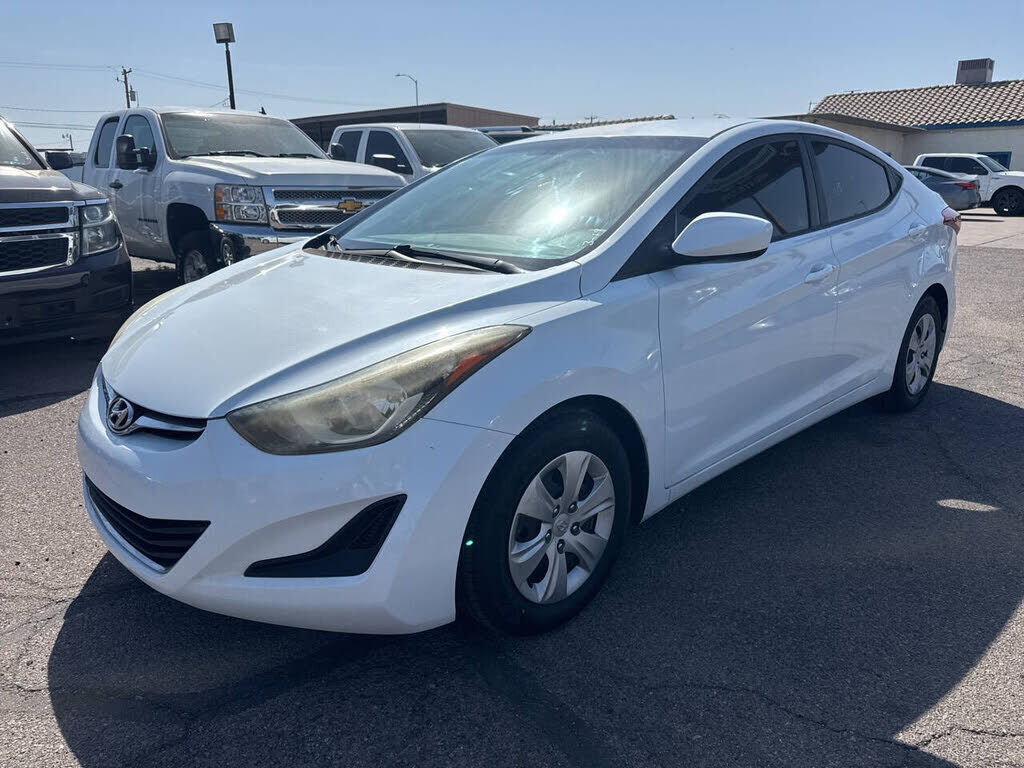 2016 HYUNDAI Elantra