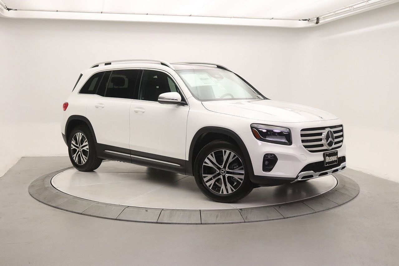 2026 MERCEDES-BENZ GLB-Class