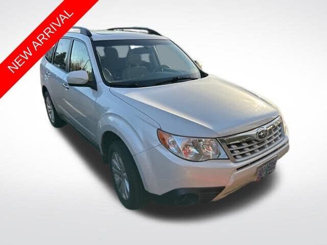 2013 SUBARU Forester