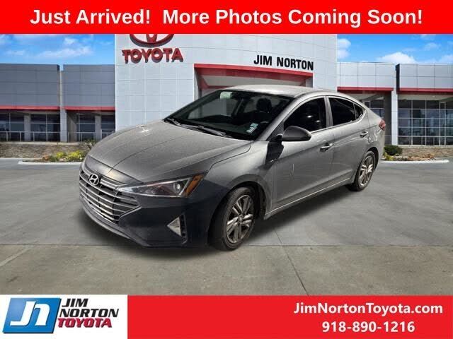 2019 HYUNDAI Elantra