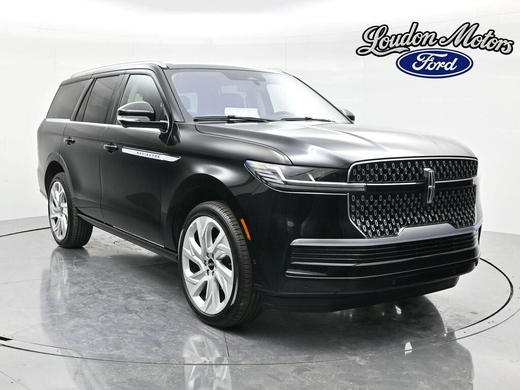 2025 LINCOLN Navigator