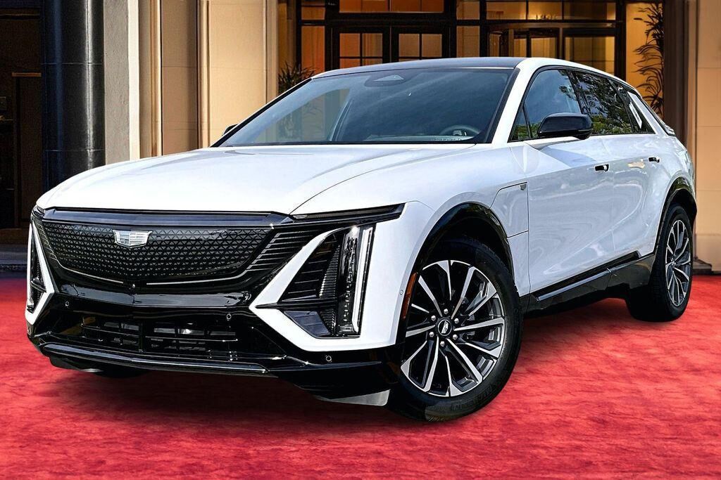 2026 CADILLAC Lyriq
