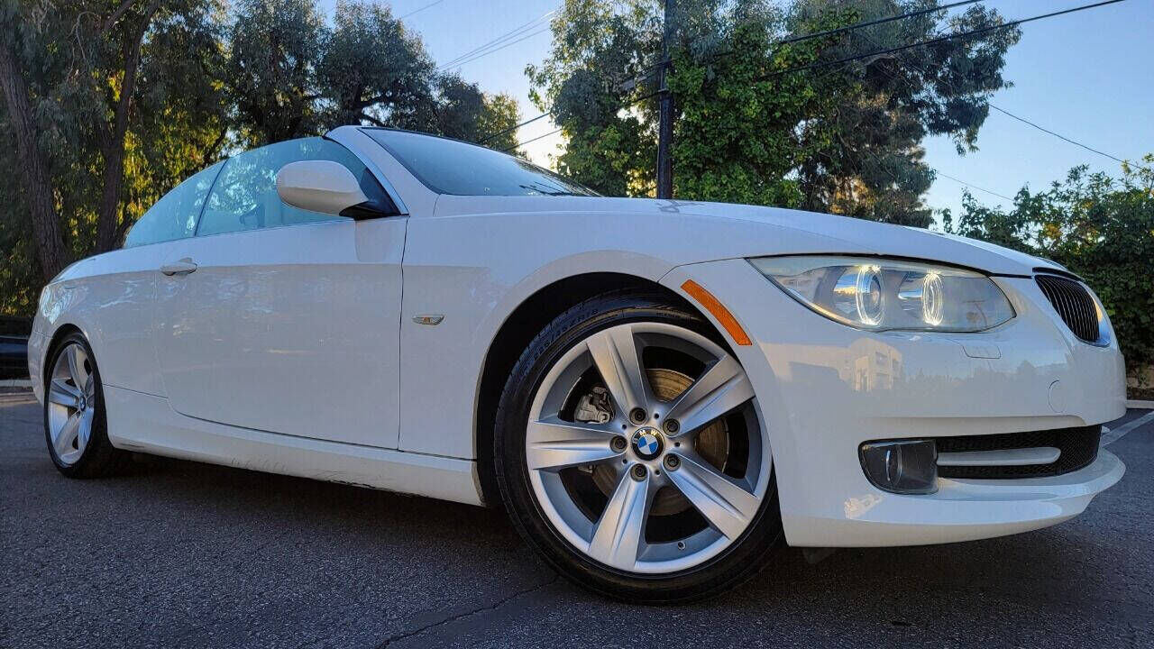 2011 BMW 3 Series