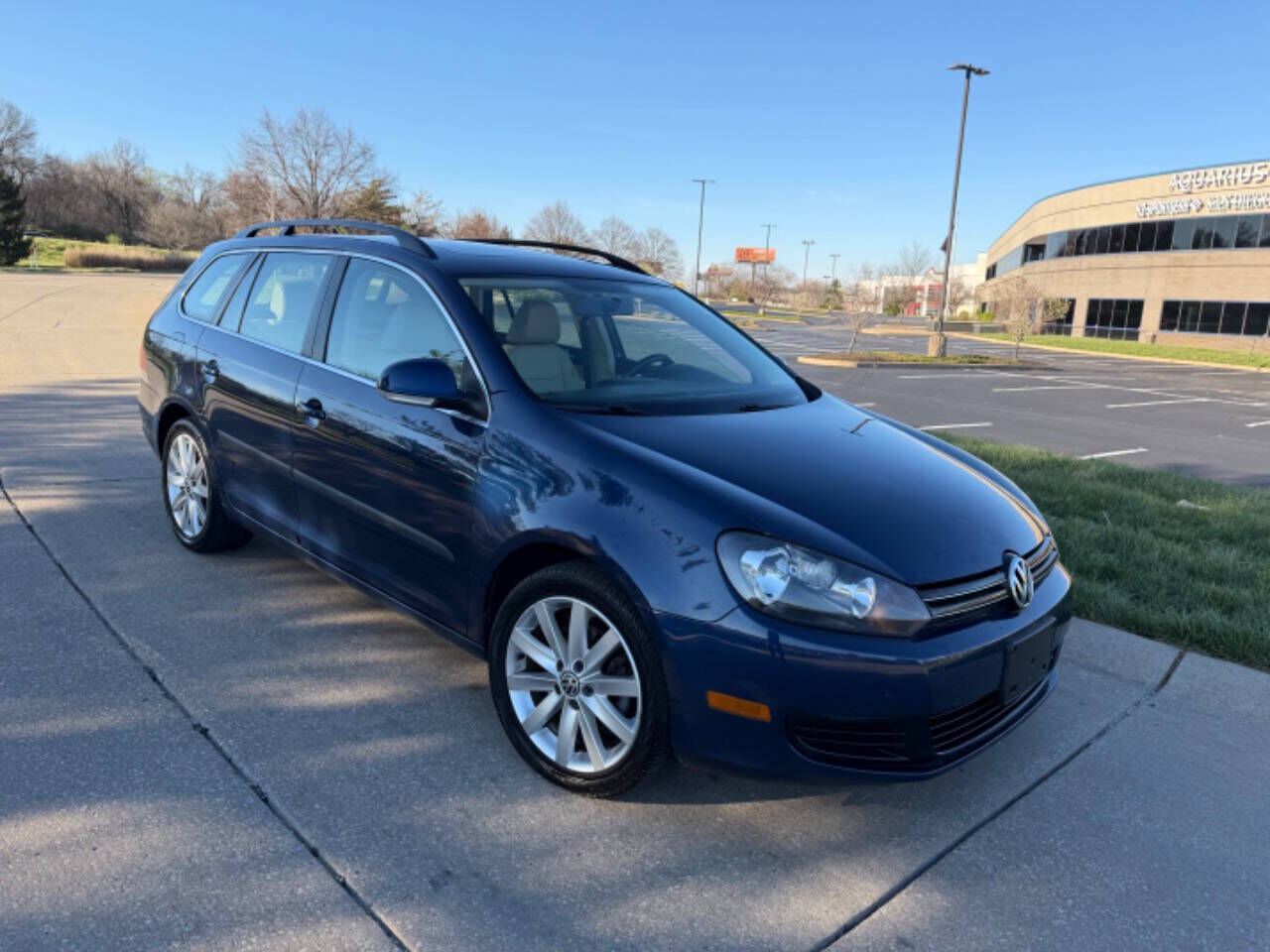 2012 VOLKSWAGEN Jetta SportWagen