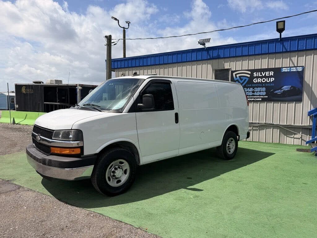 2018 CHEVROLET Express