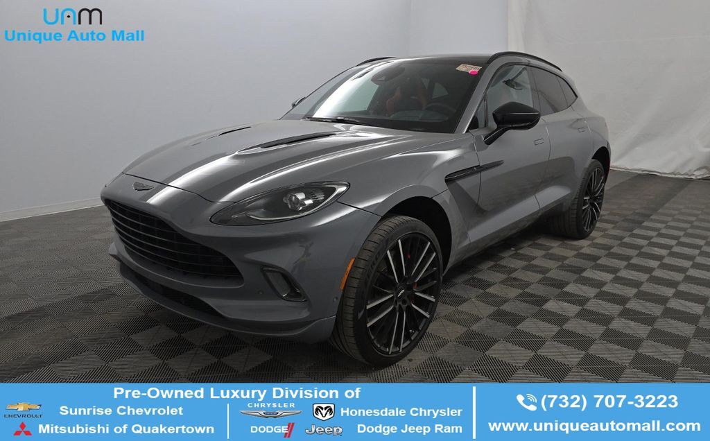 2023 ASTON MARTIN DBX