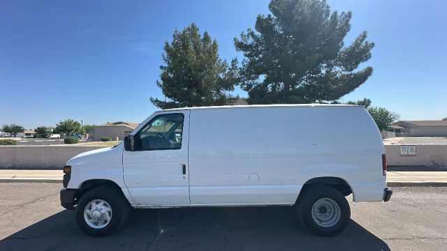 2008 FORD E-250