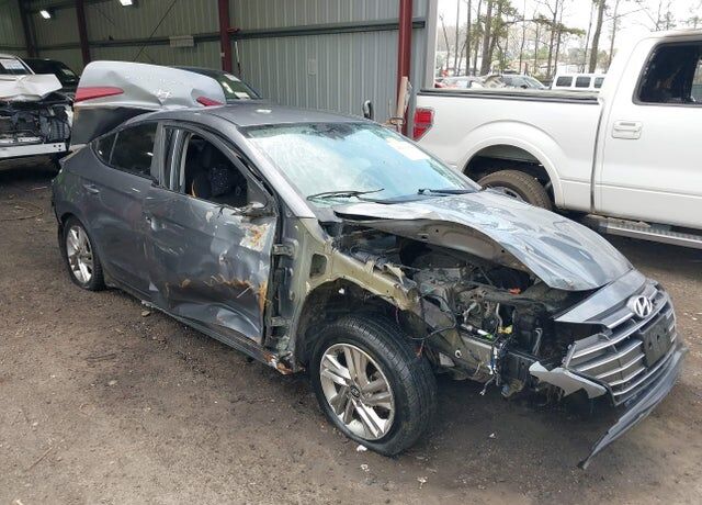 2019 HYUNDAI Elantra