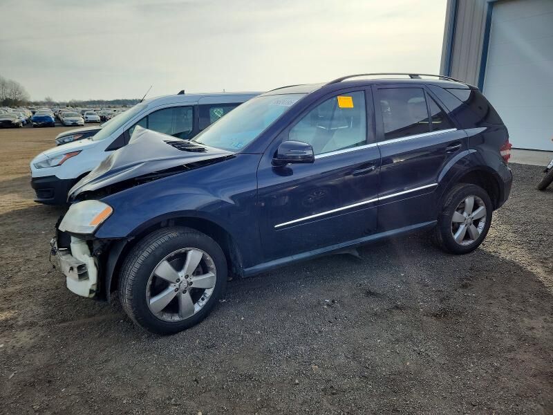 2011 MERCEDES-BENZ M-Class