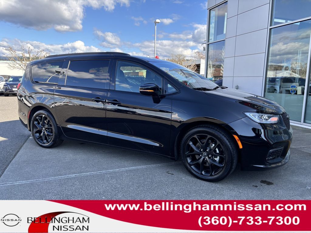 2025 CHRYSLER Pacifica