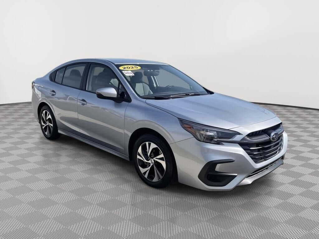 2025 SUBARU Legacy