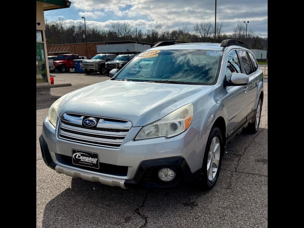 2013 SUBARU Outback