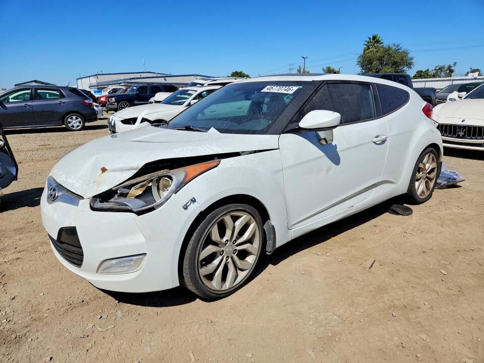 2013 HYUNDAI Veloster