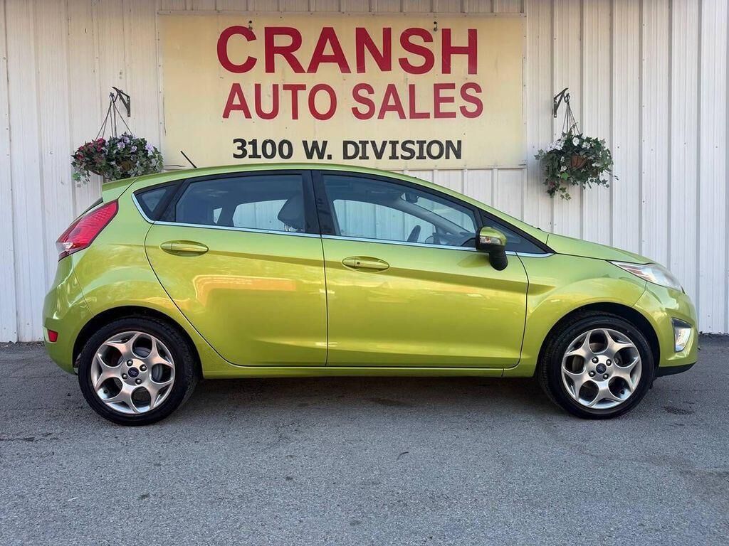 2013 FORD Fiesta