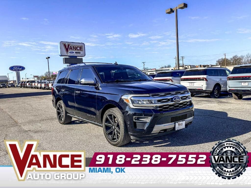 2022 FORD Expedition