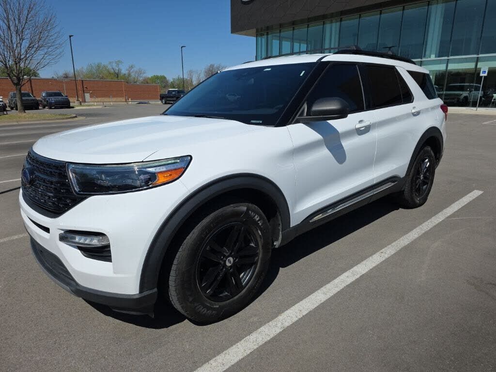 2020 FORD Explorer
