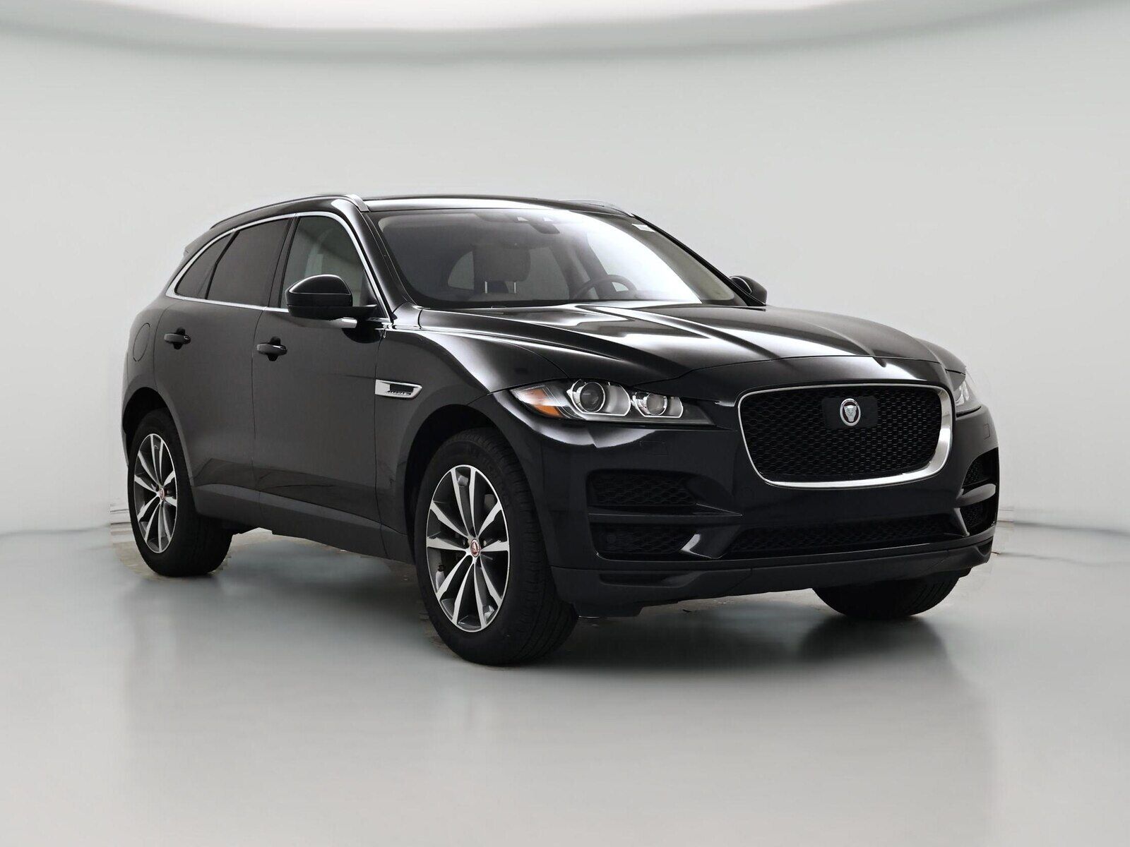 2019 JAGUAR F-Pace