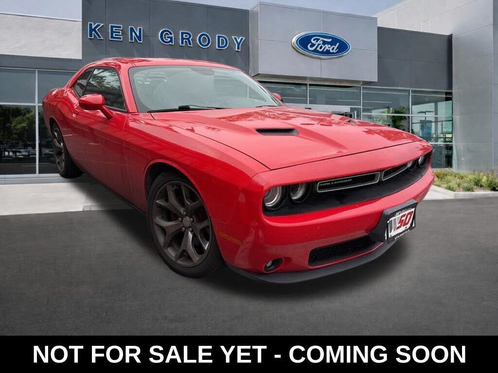 2016 DODGE Challenger