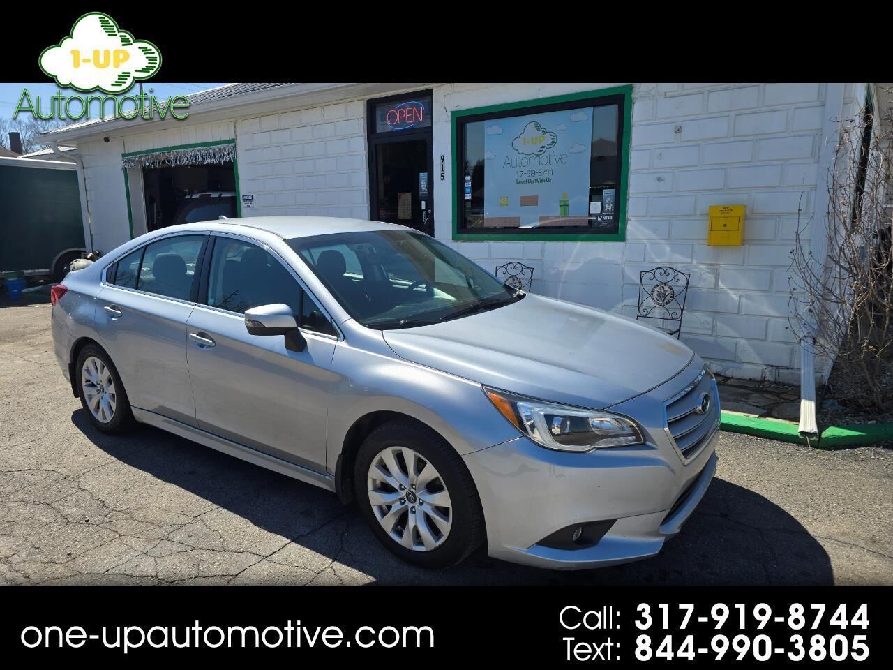 2017 SUBARU Legacy