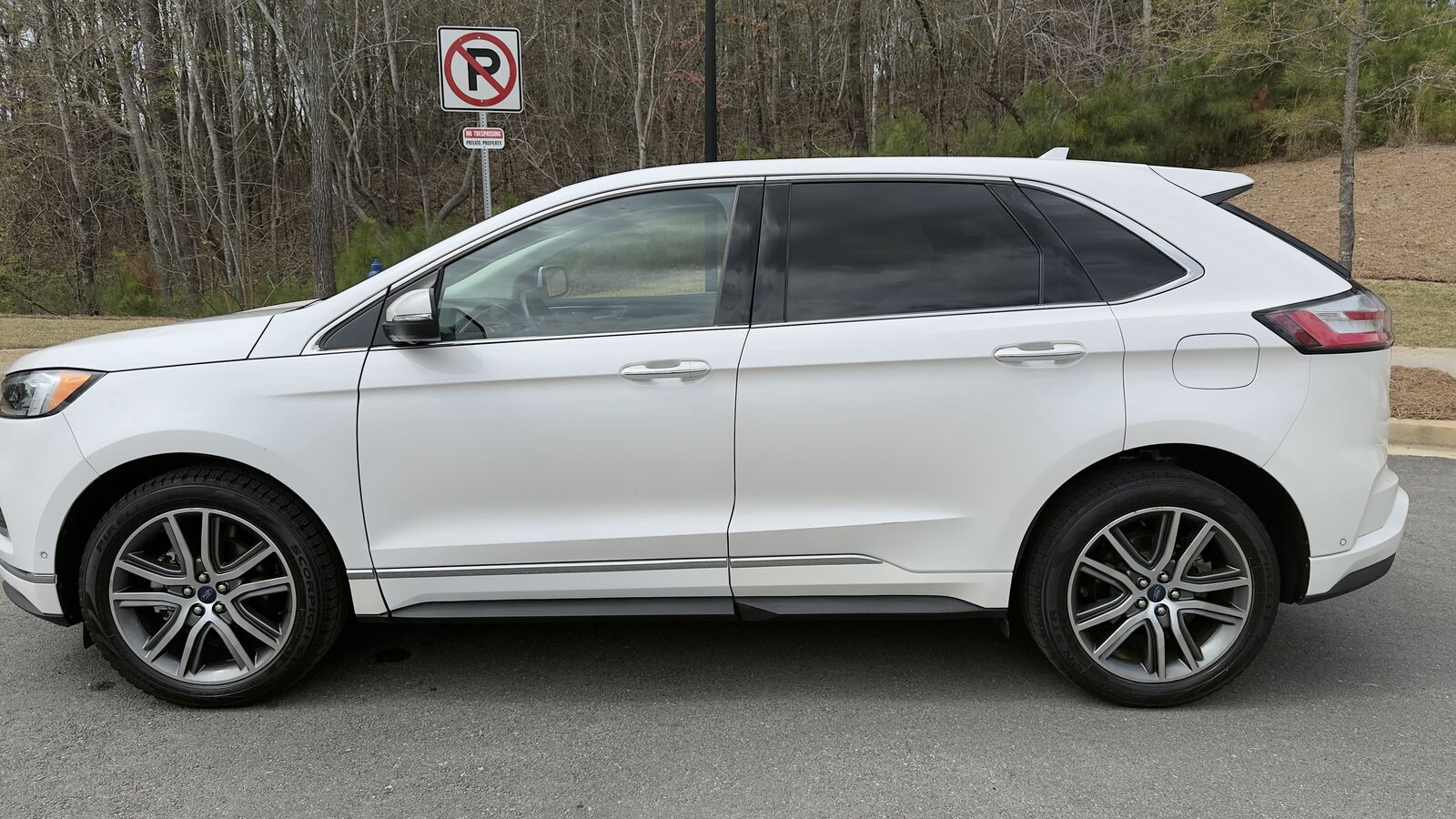 2019 FORD Edge